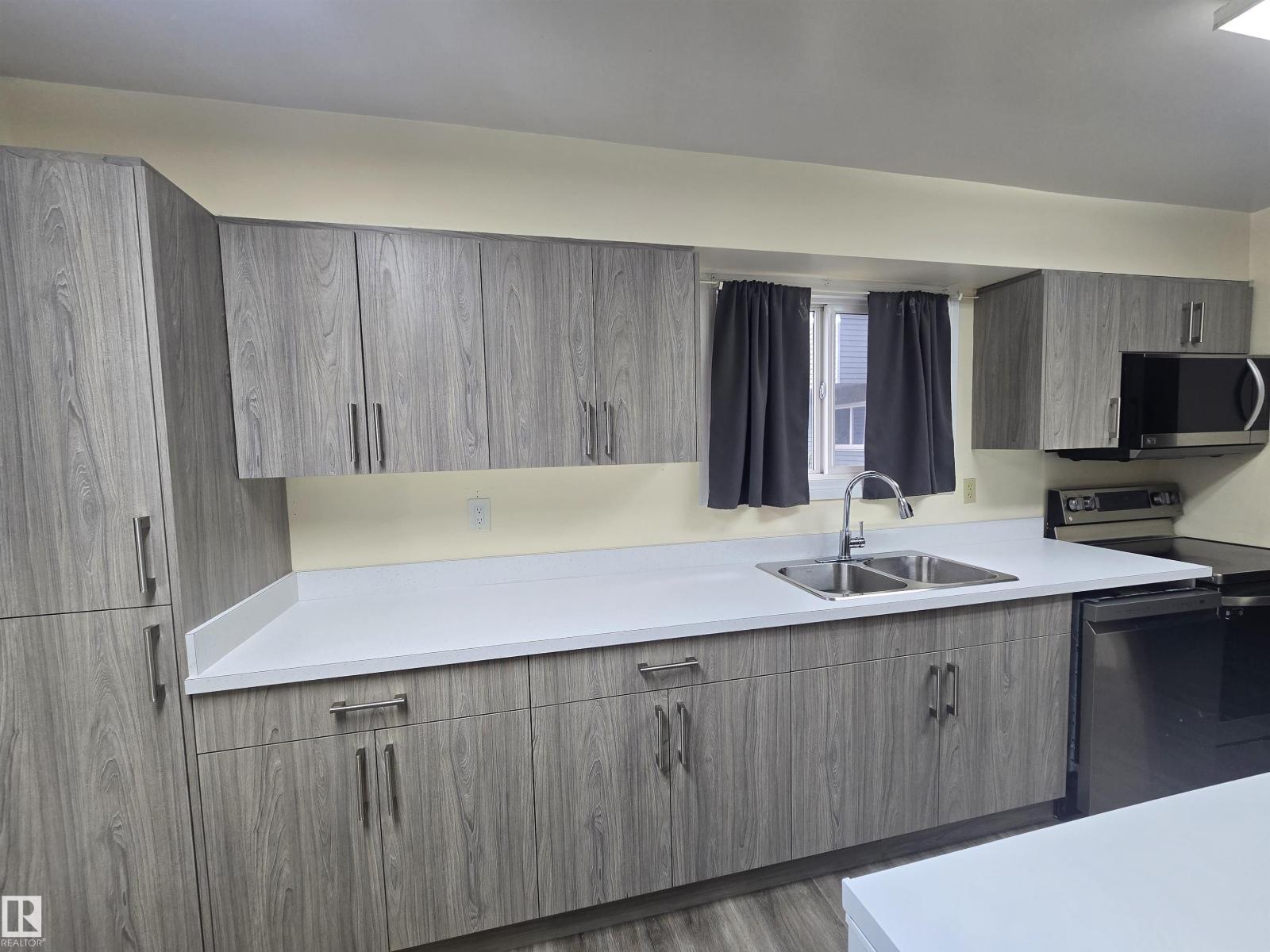 #2 4403 RIVERBEND RD NW - 1
