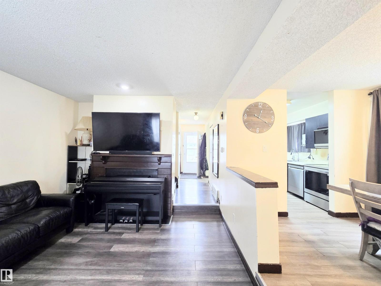 #2 4403 RIVERBEND RD NW - 7
