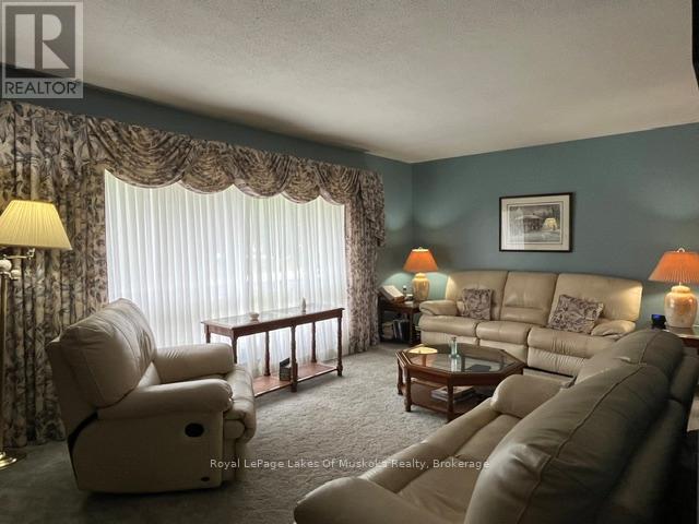 25 FITZ AVENUE - 6