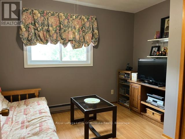 25 FITZ AVENUE - 9