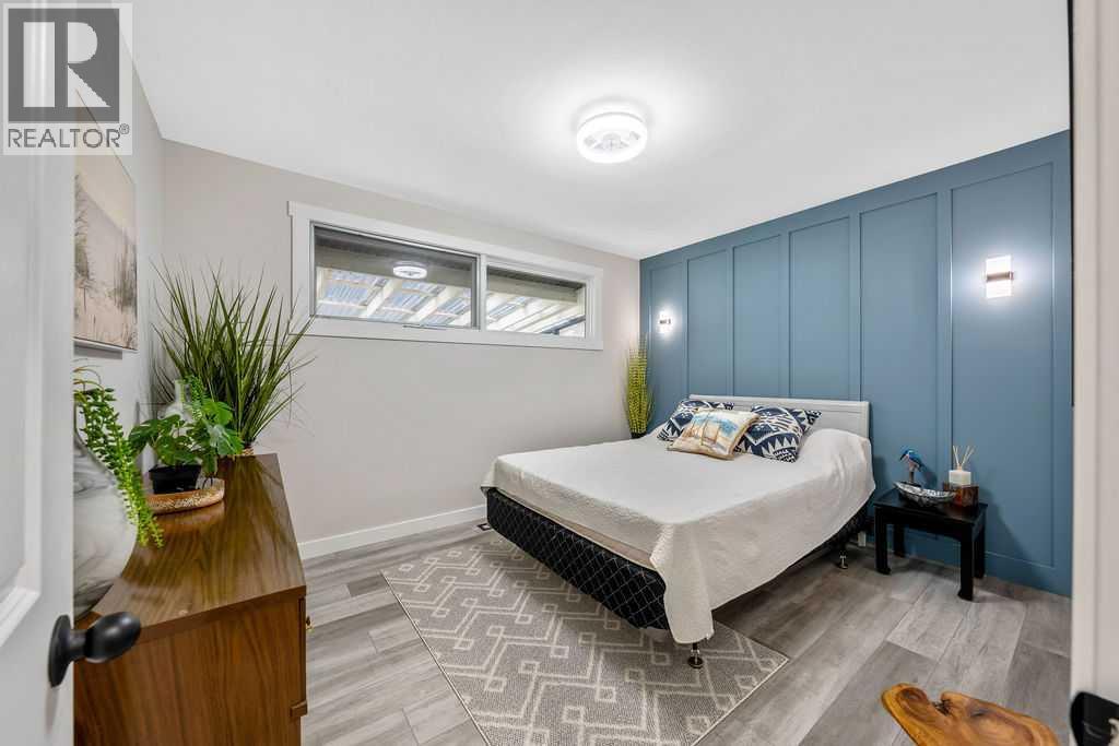 323 84 Avenue SE - 14