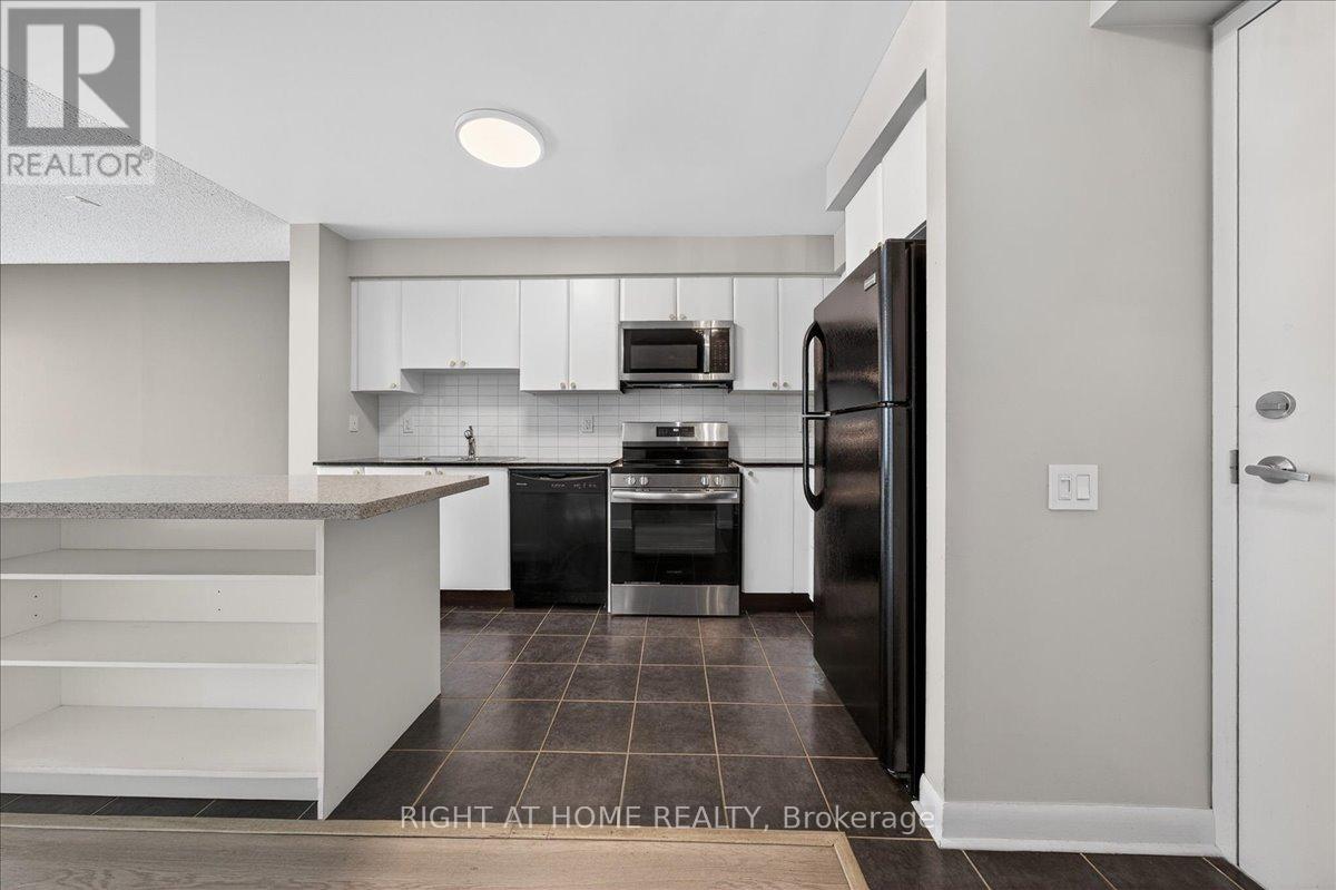 #827 525 WILSON AVENUE - 5