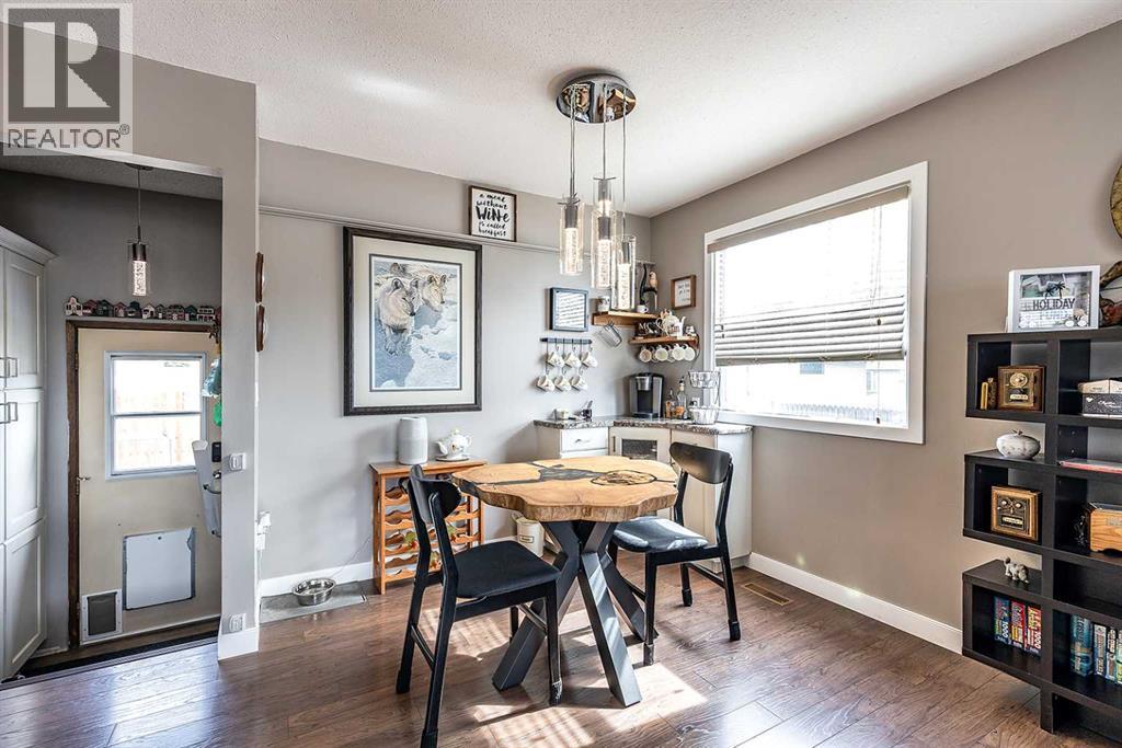 6 Rossland Crescent SE - 8