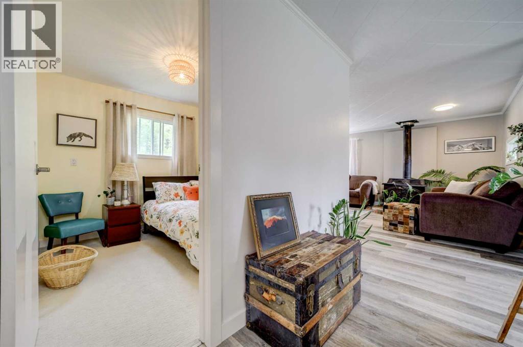 22925 4 Avenue - 14