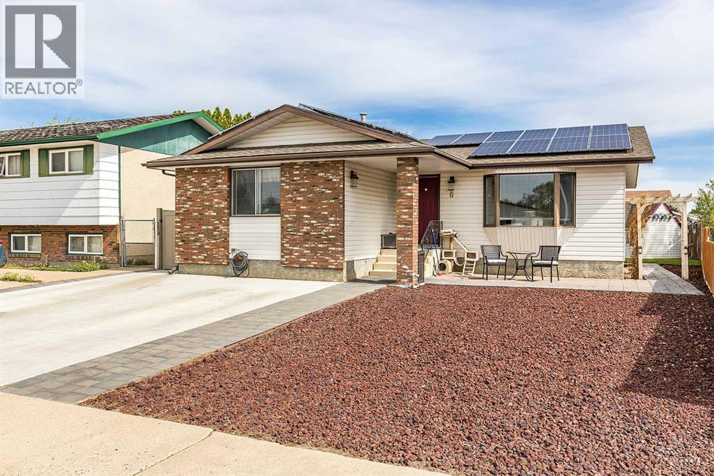 6 Rossland Crescent SE - 40