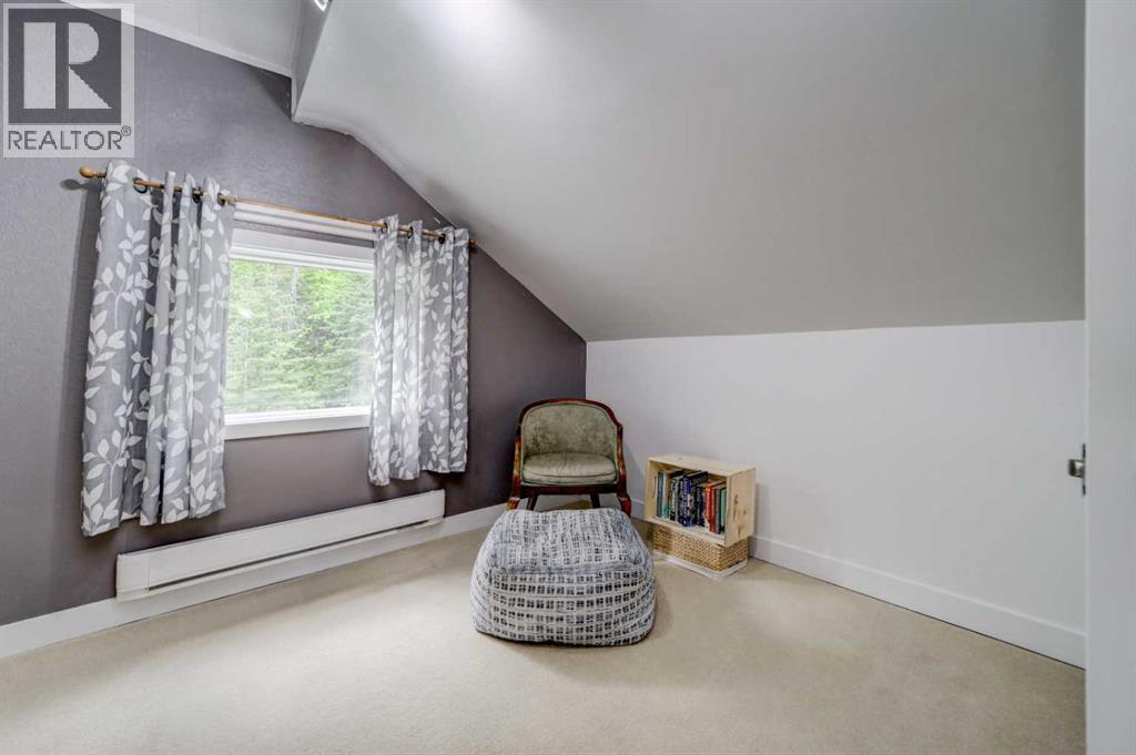 22925 4 Avenue - 28