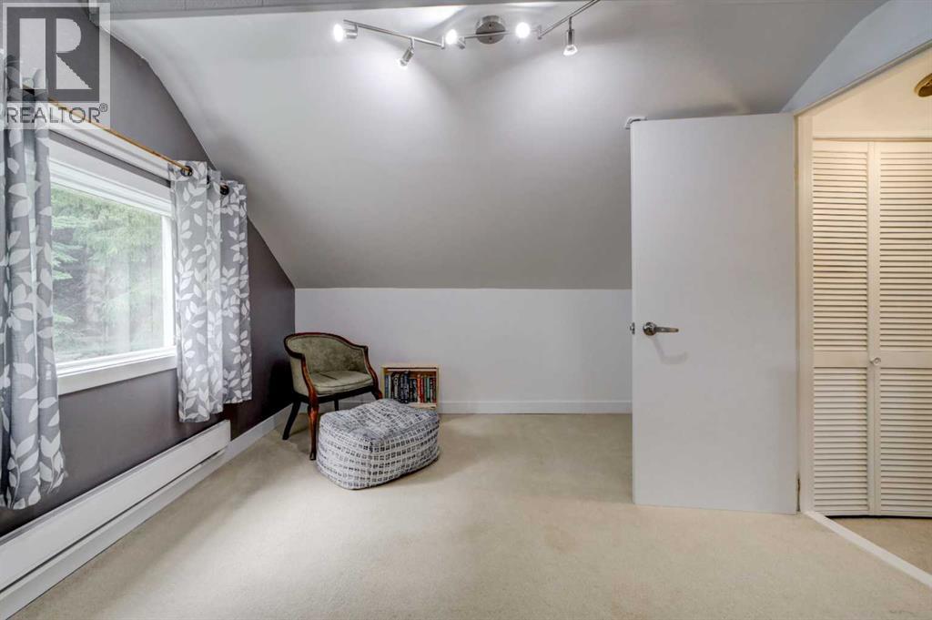 22925 4 Avenue - 29