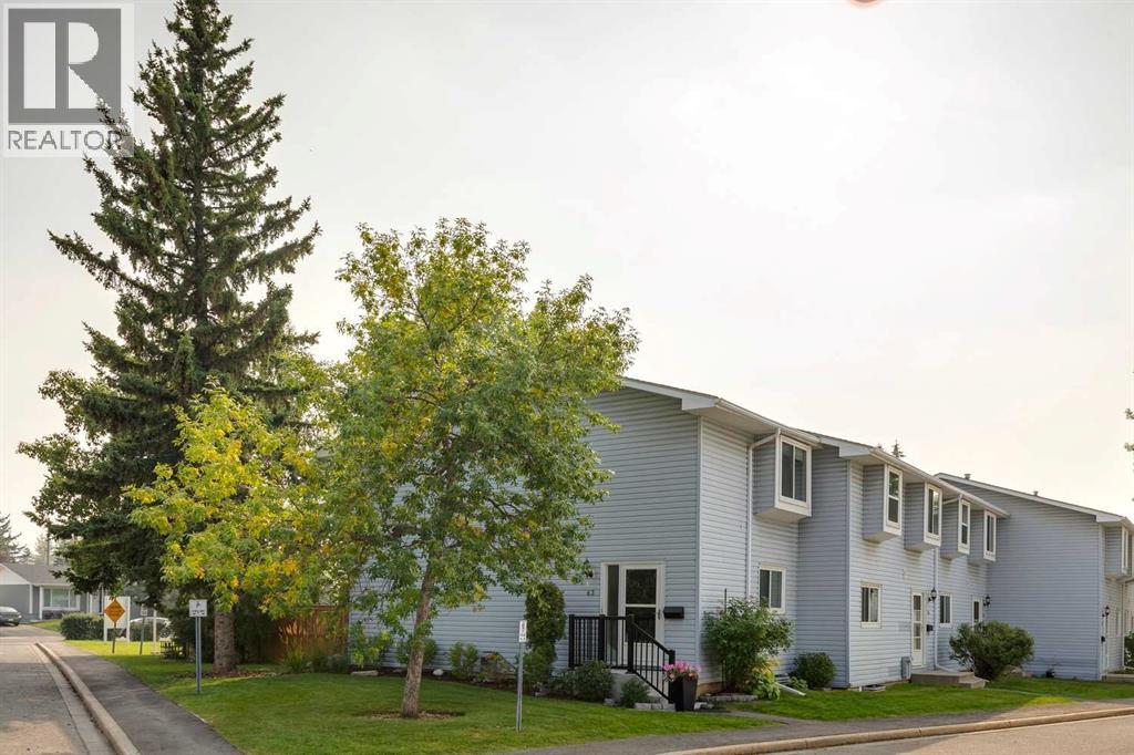 #83 4810 40 Avenue SW - 25