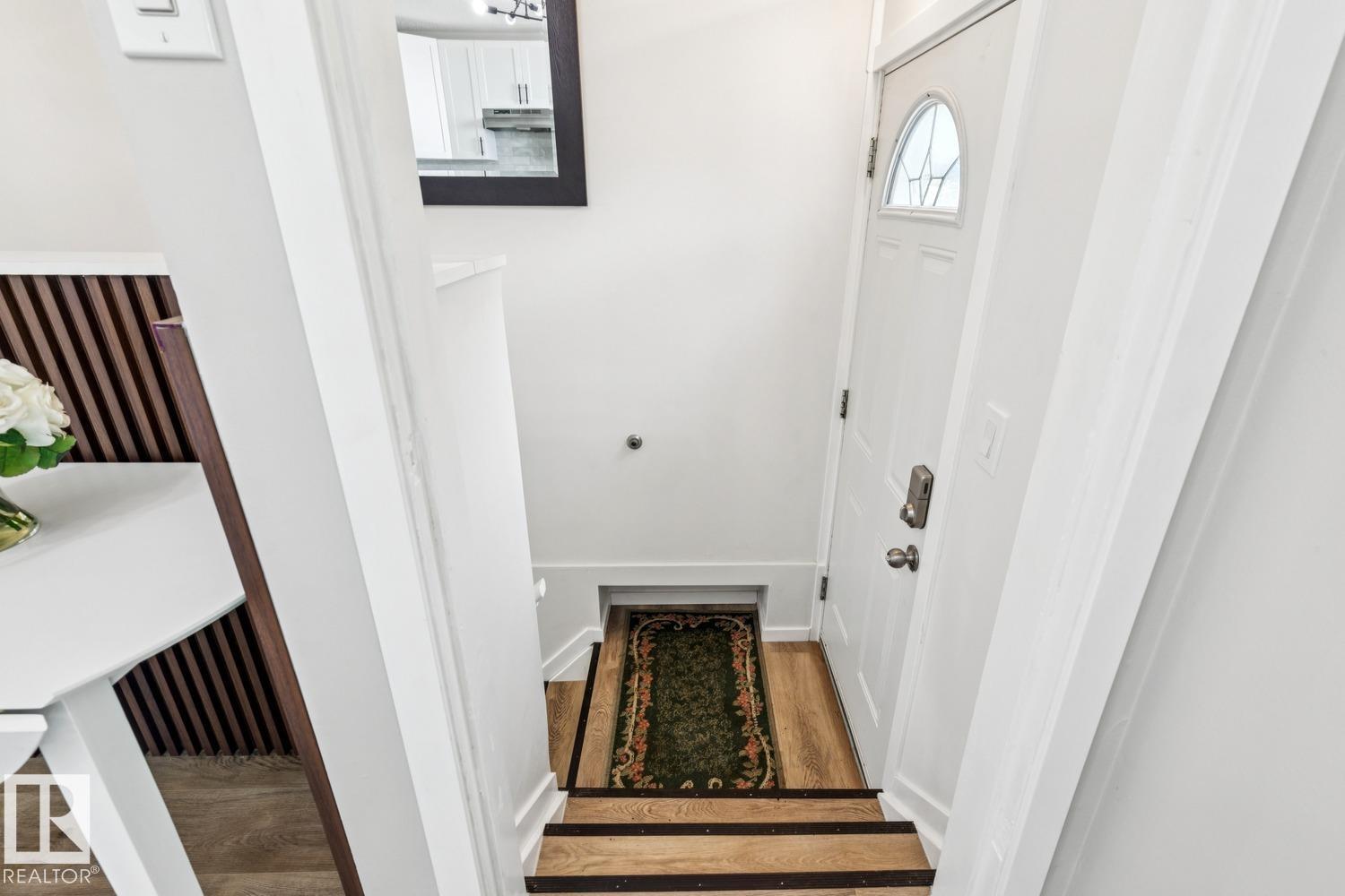 4037 114 AV NW — photo 17