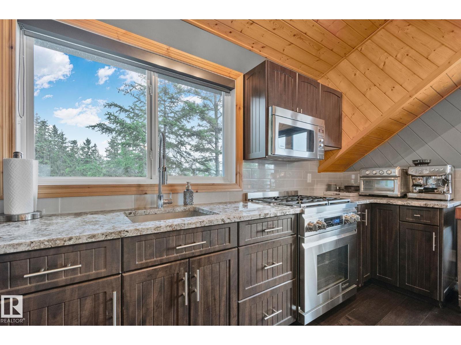 3013B TWP RD 574 - photo 4