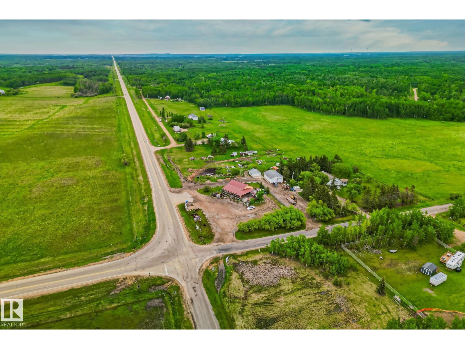 3013B TWP RD 574 — photo 58