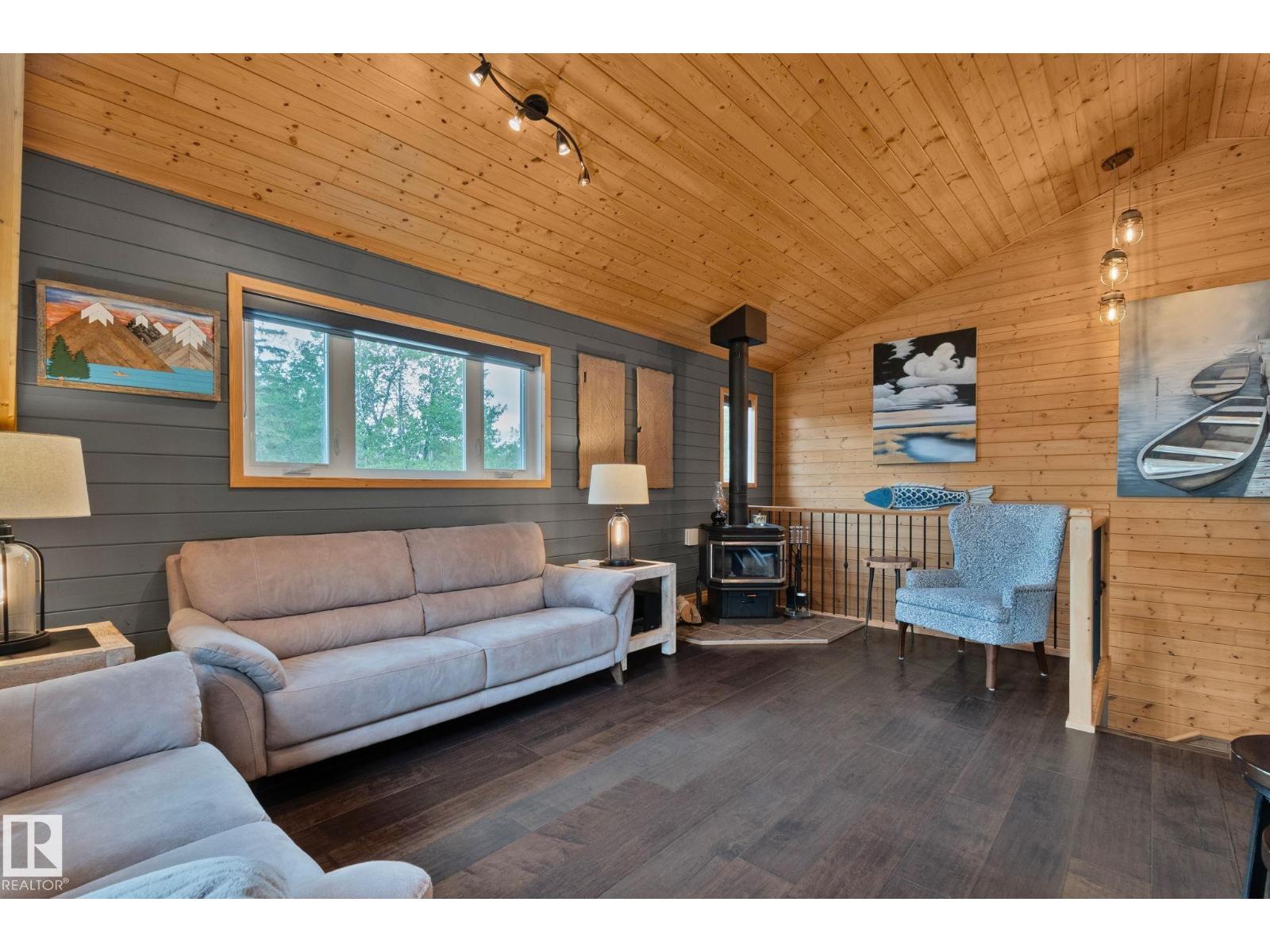 3013B TWP RD 574 - photo 5