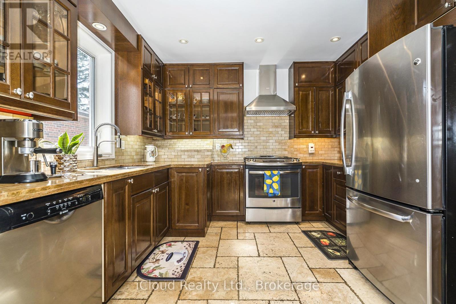 127 SILVERHILL DRIVE - 12