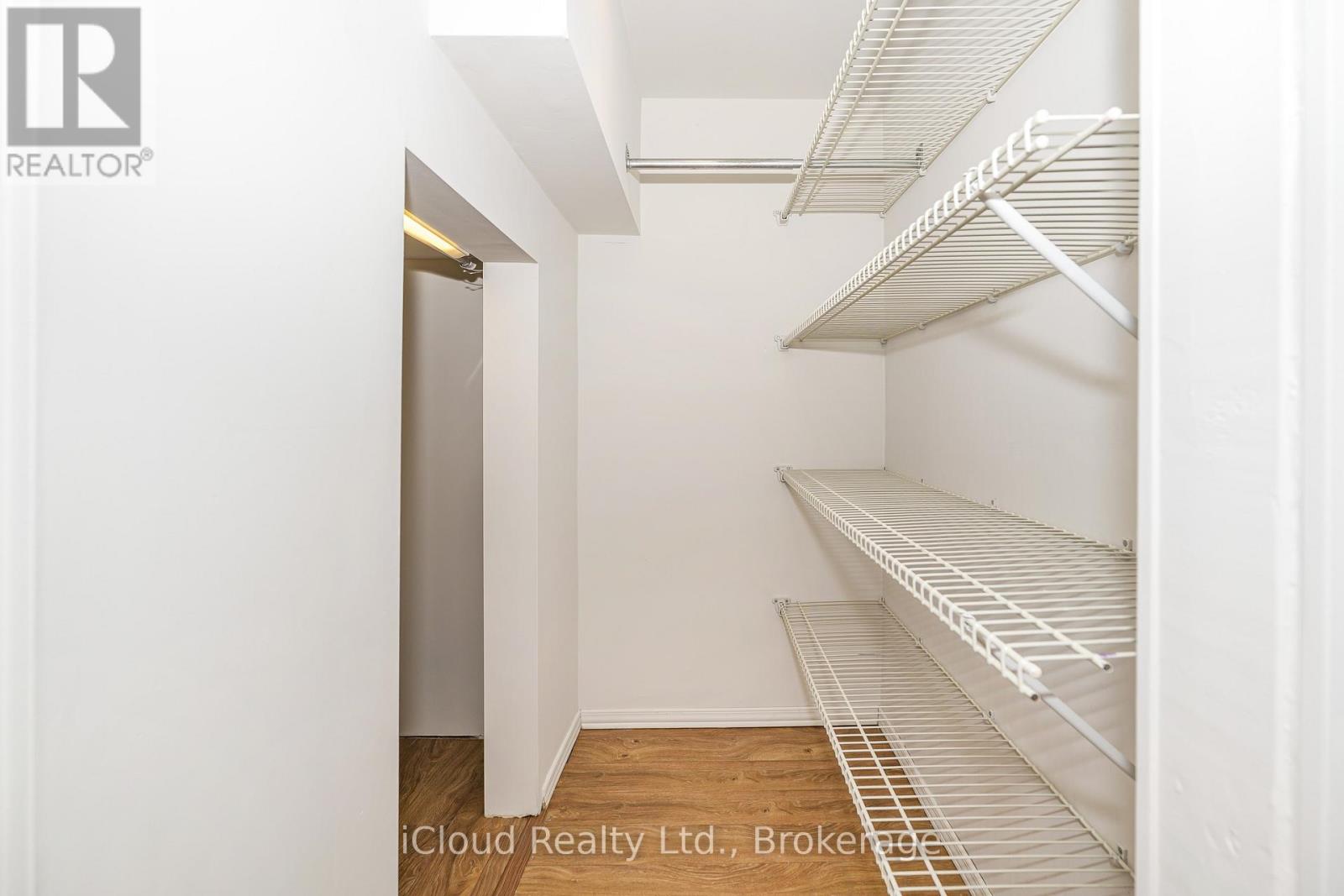 127 SILVERHILL DRIVE - 26