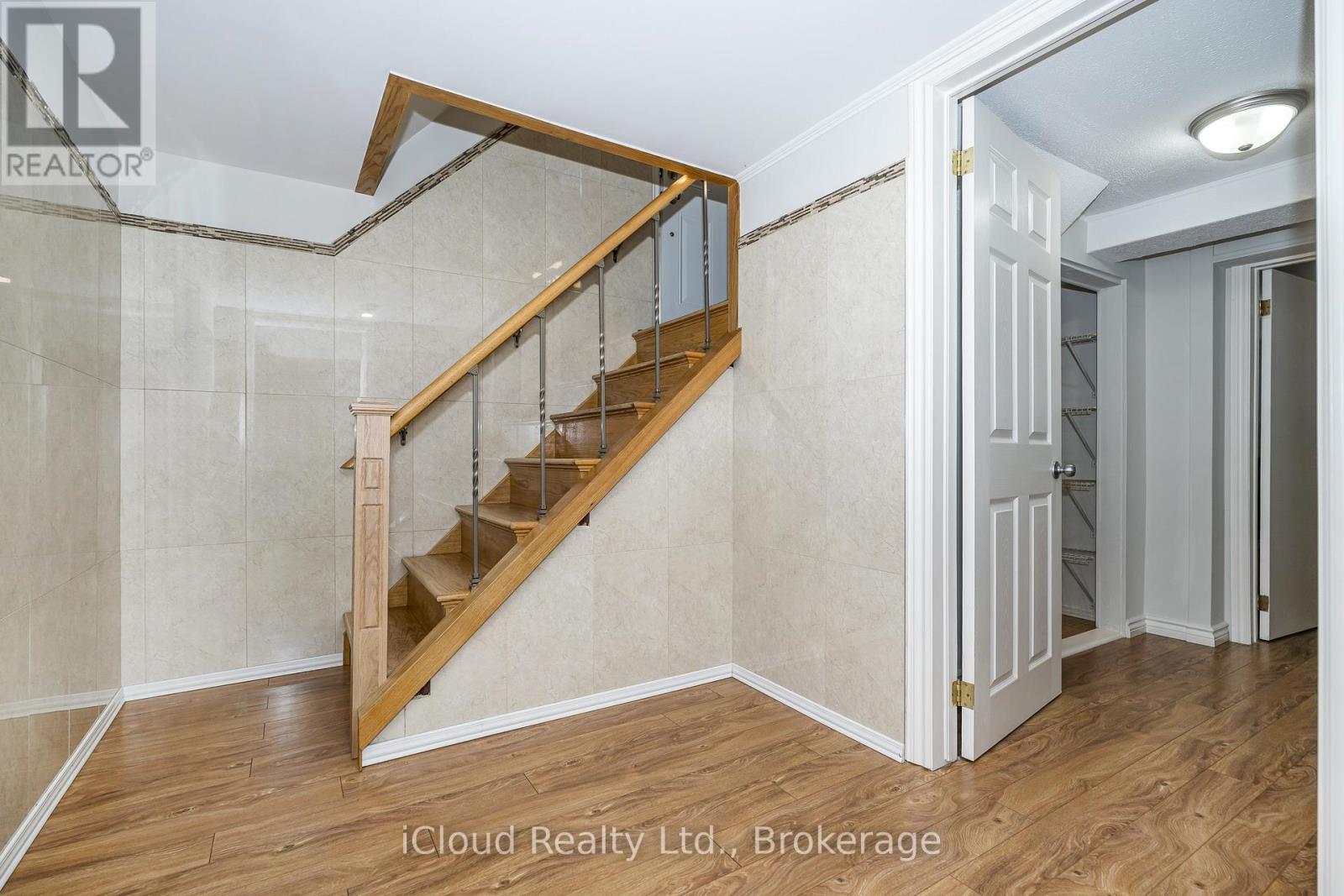127 SILVERHILL DRIVE - 19