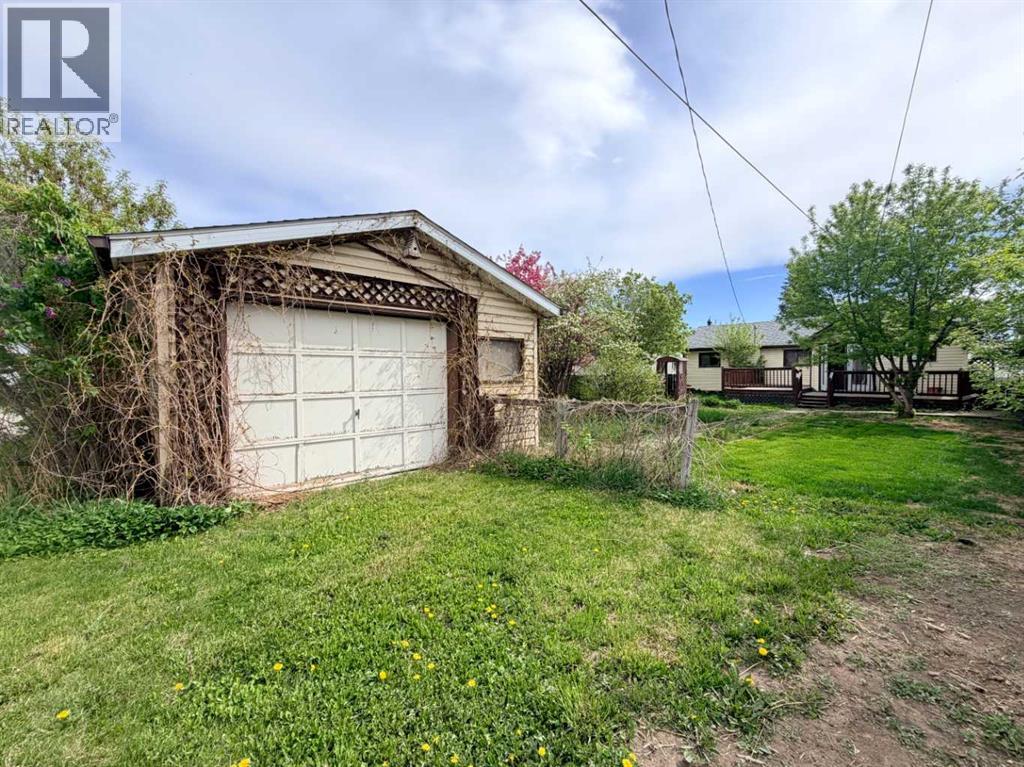 5112 47 street — photo 25