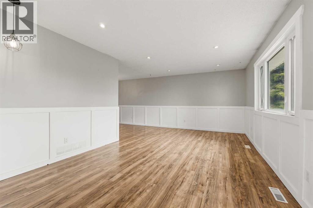 8 Isbister Avenue — photo 10