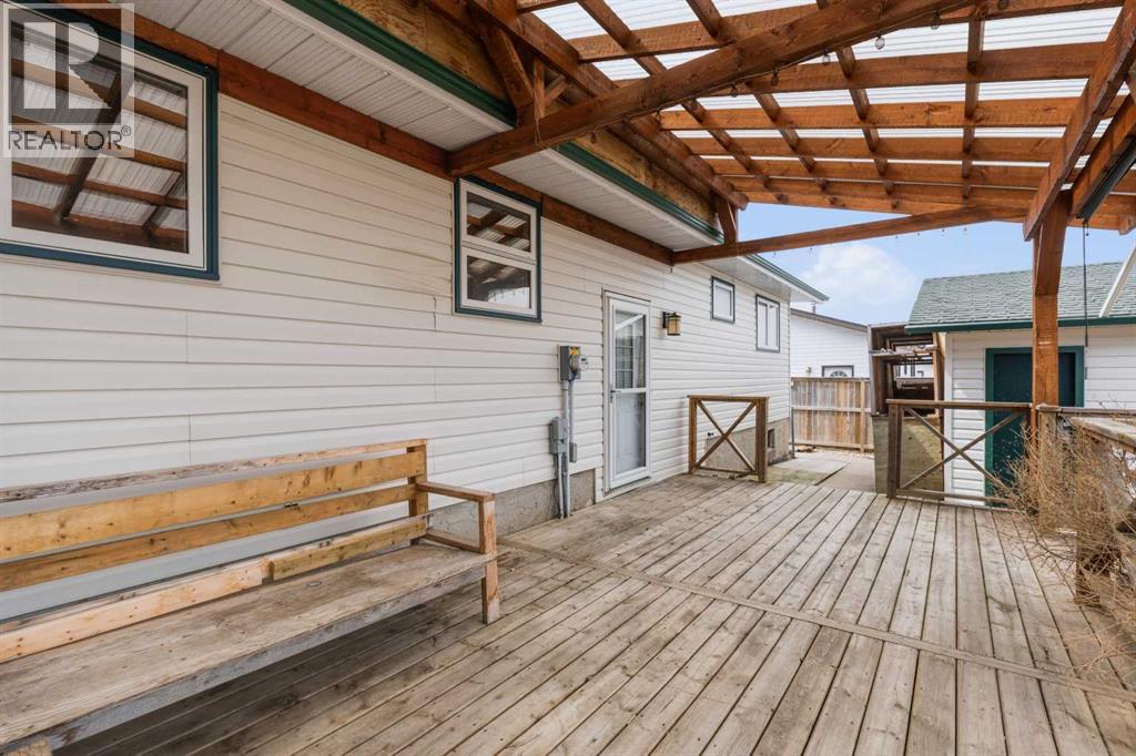 8 Isbister Avenue — photo 35