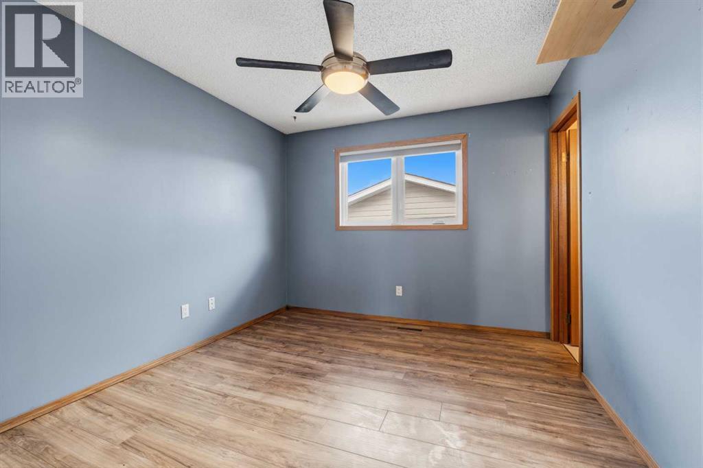 8 Isbister Avenue — photo 19