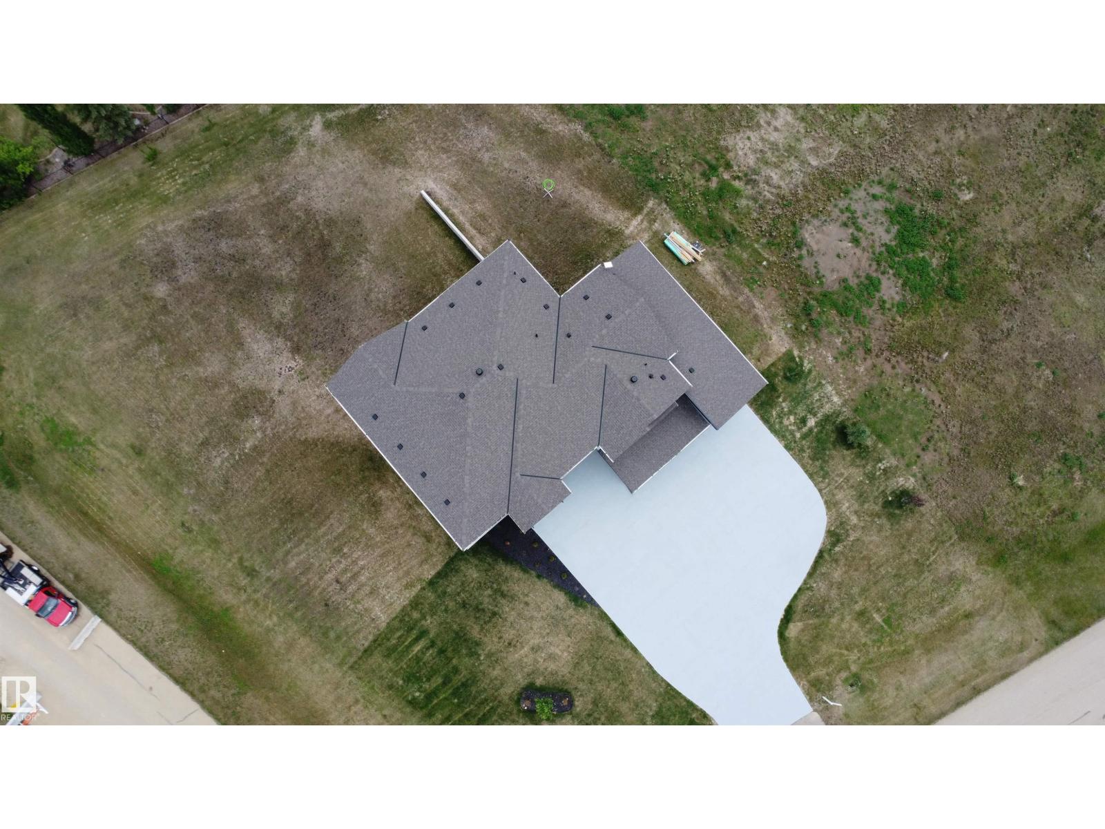 #83 26131 TWP ROAD 532 A, RURAL PARKLAND COUNTY - 68