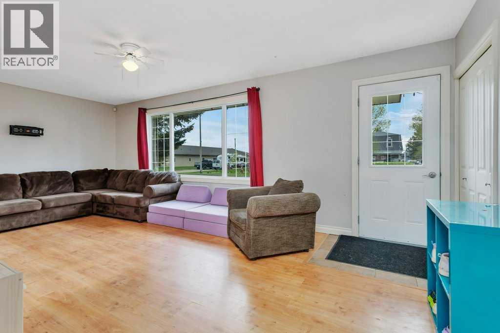 5501 51 Street — photo 15