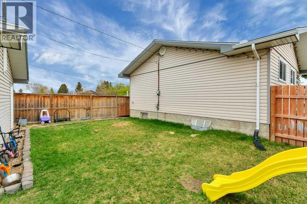 5501 51 Street — photo 8