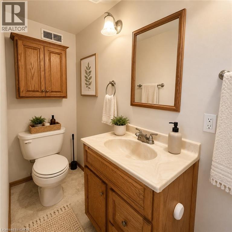 82 BLACKWOOD Crescent - 11