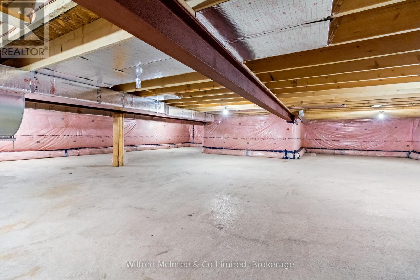 524 STORNOWAY - Image 32