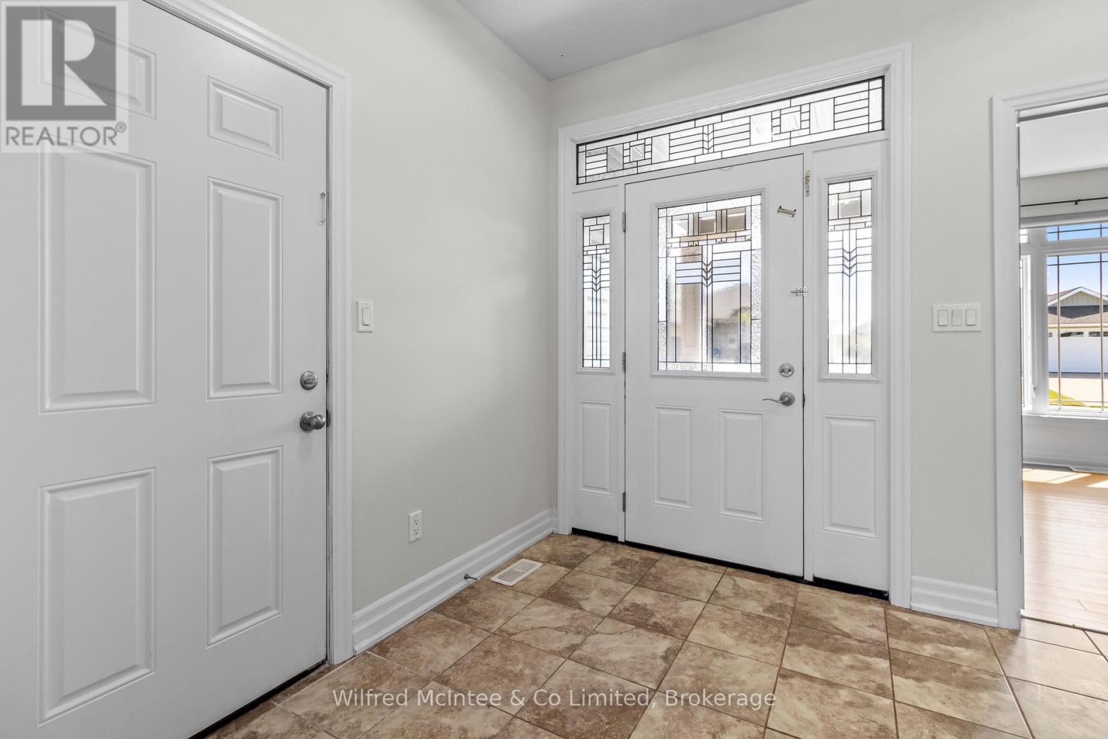 524 STORNOWAY - Image 8
