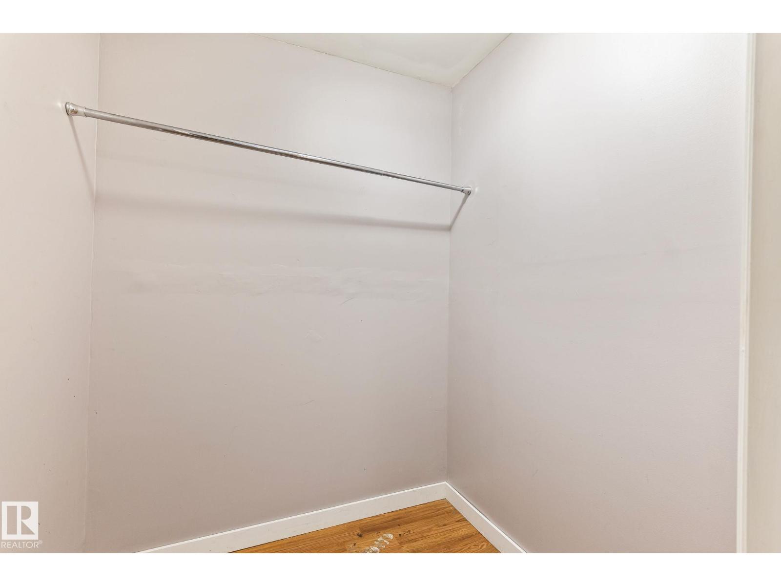 2045 46ST NW - 26