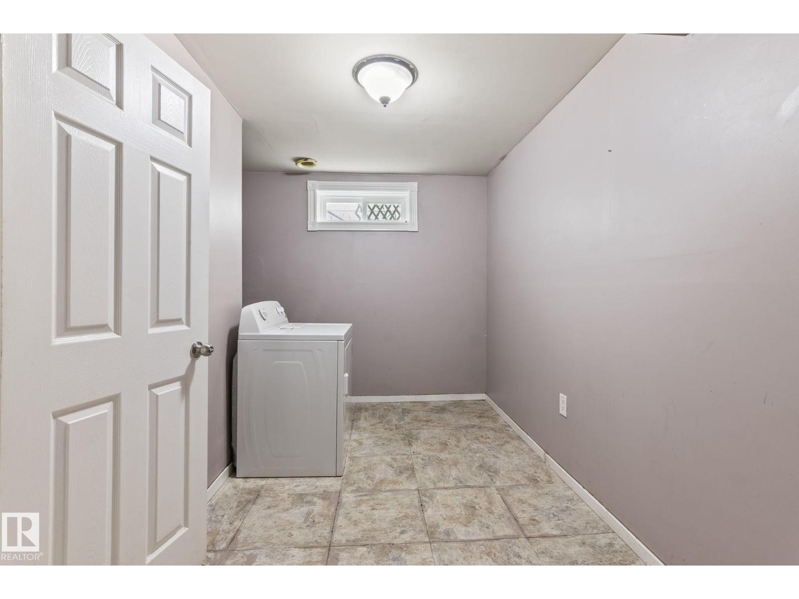 2045 46ST NW - 29