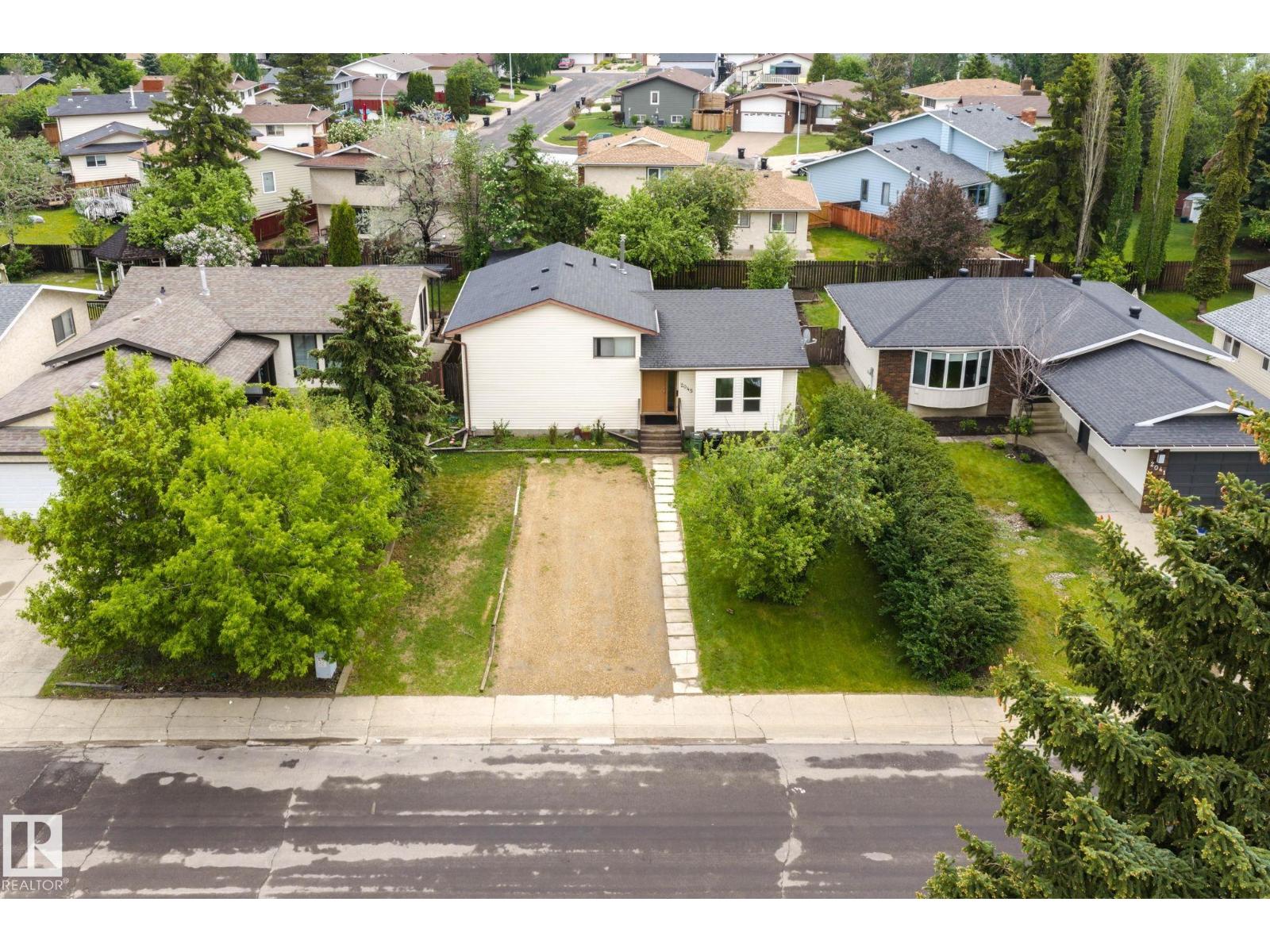 2045 46ST NW - photo 3