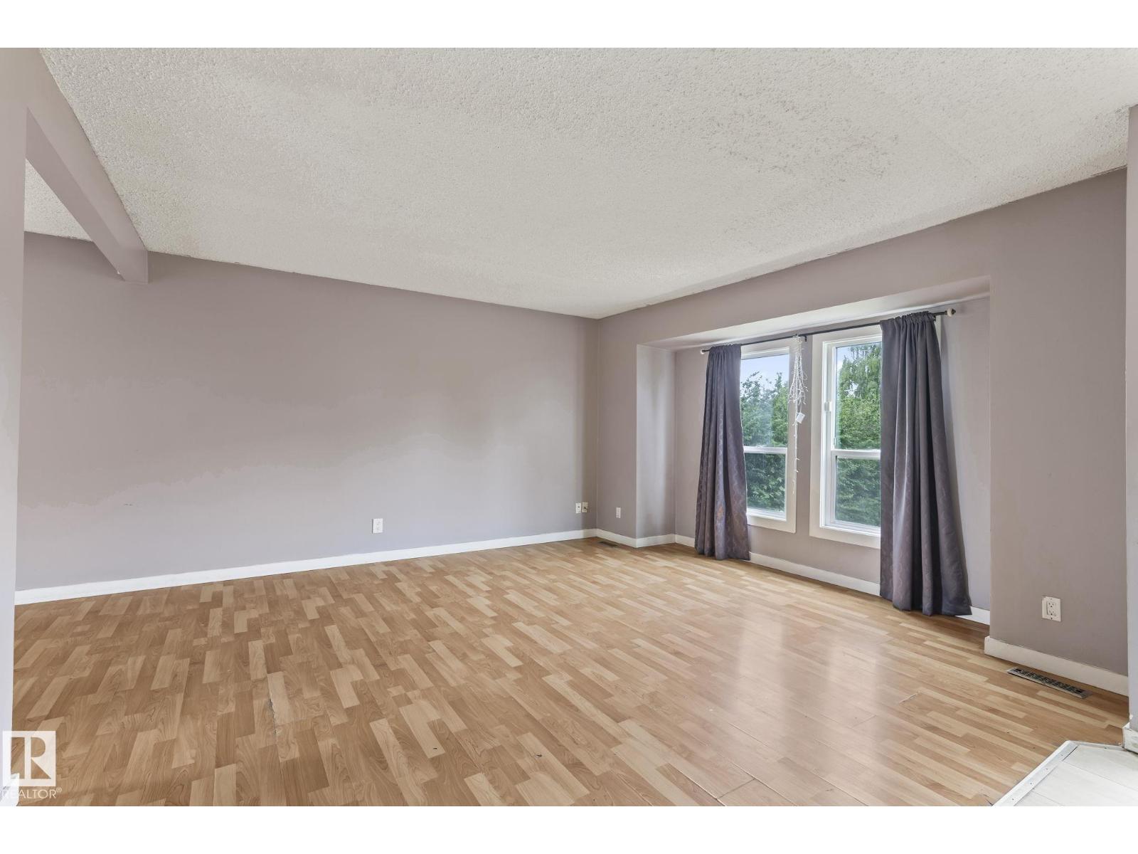2045 46ST NW - photo 5