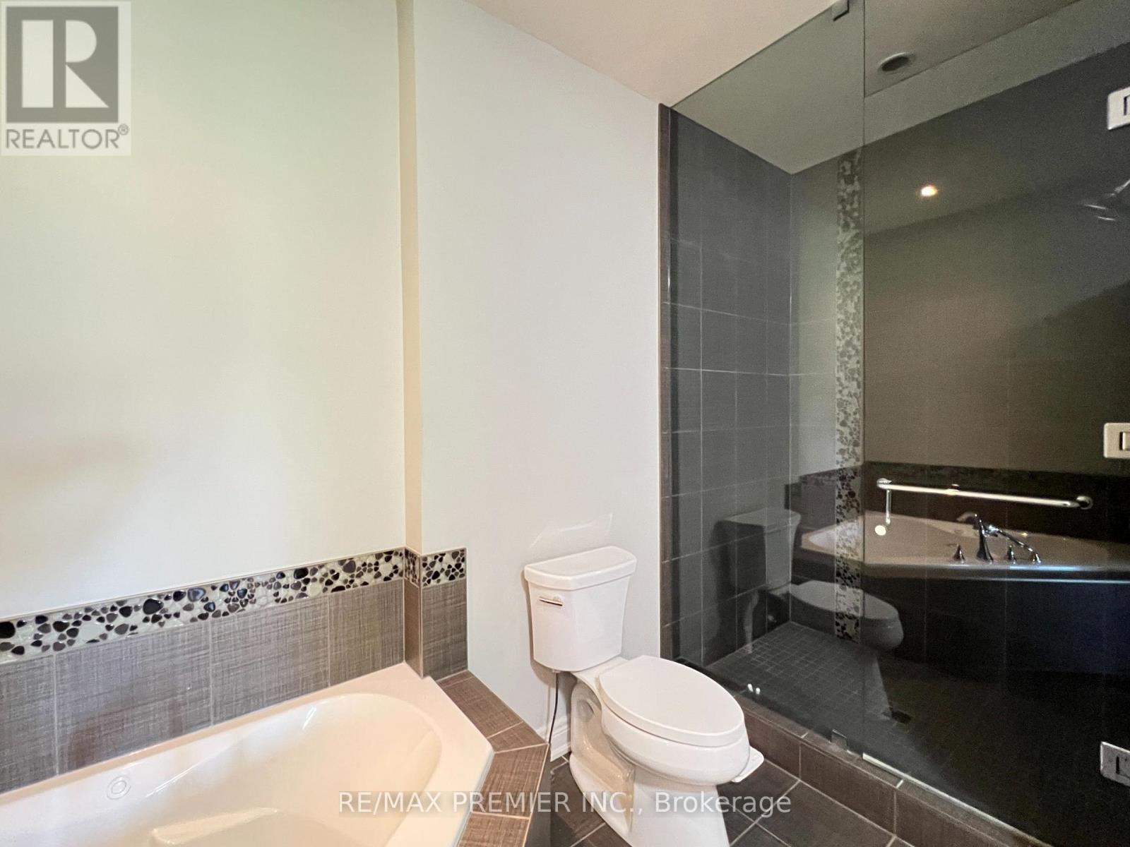 #140 7673 GREEN VISTA GATE - 18
