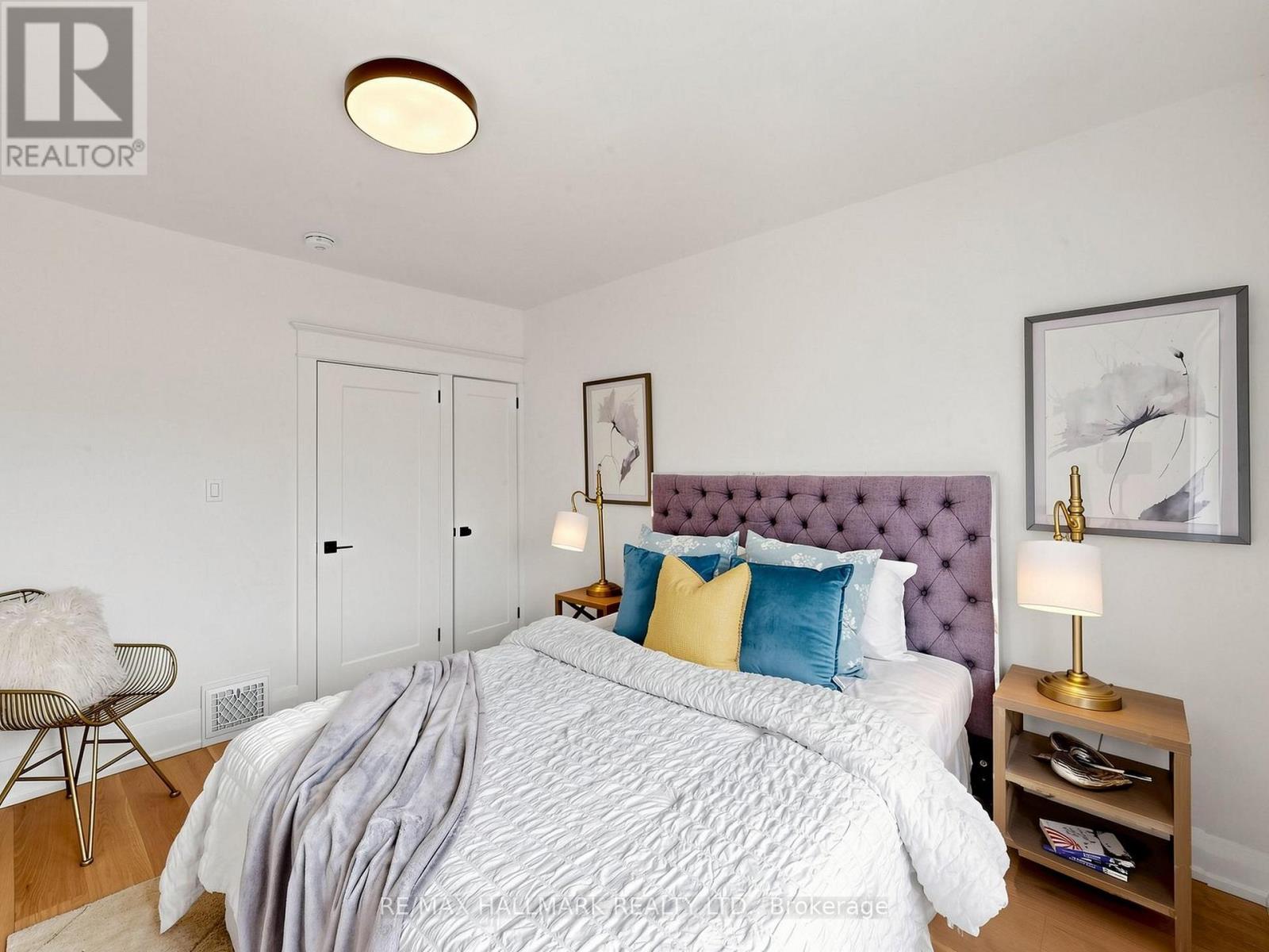 44 QUEENSDALE AVENUE - 8
