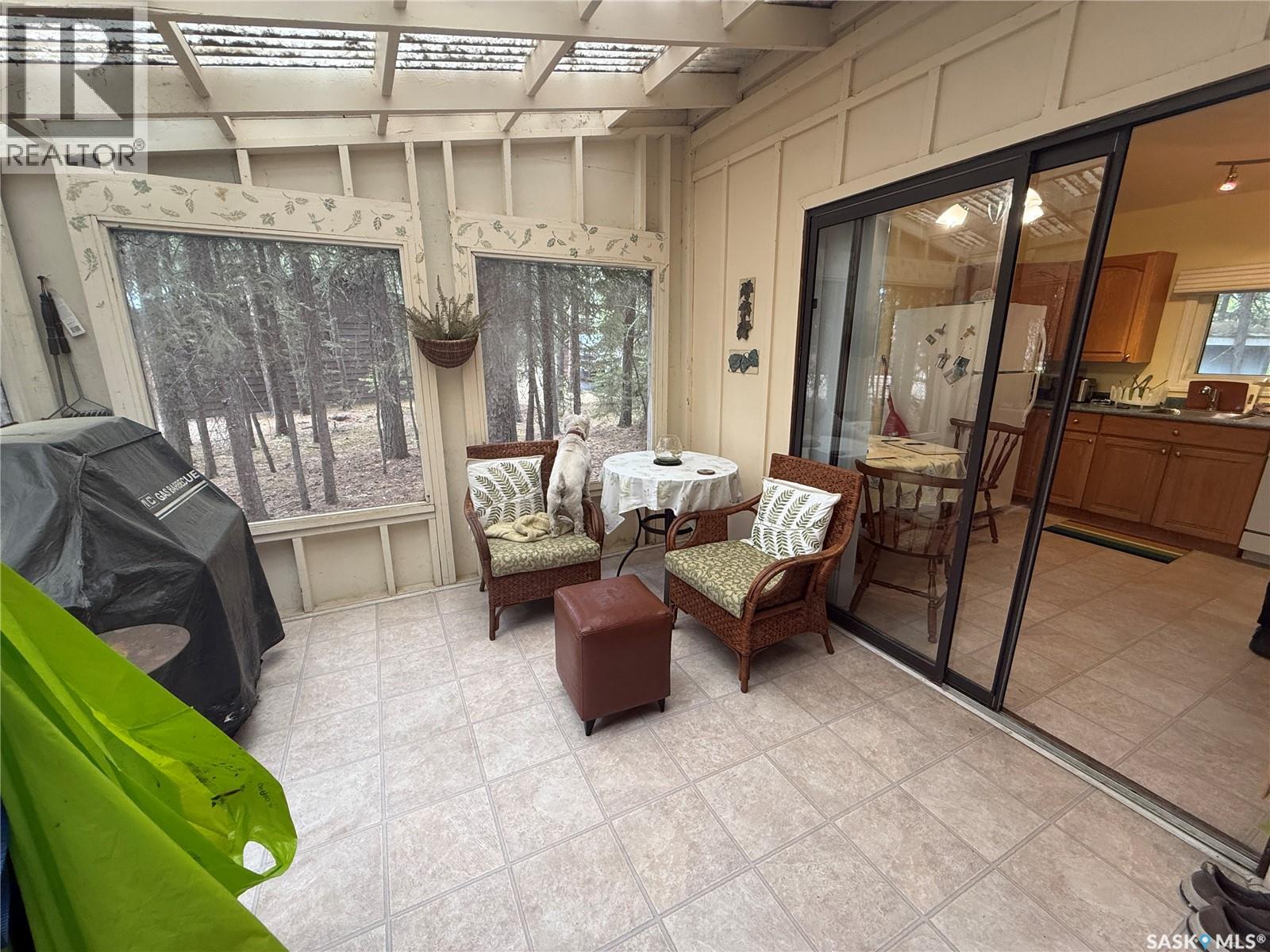 4 Minowukaw AVENUE - 11