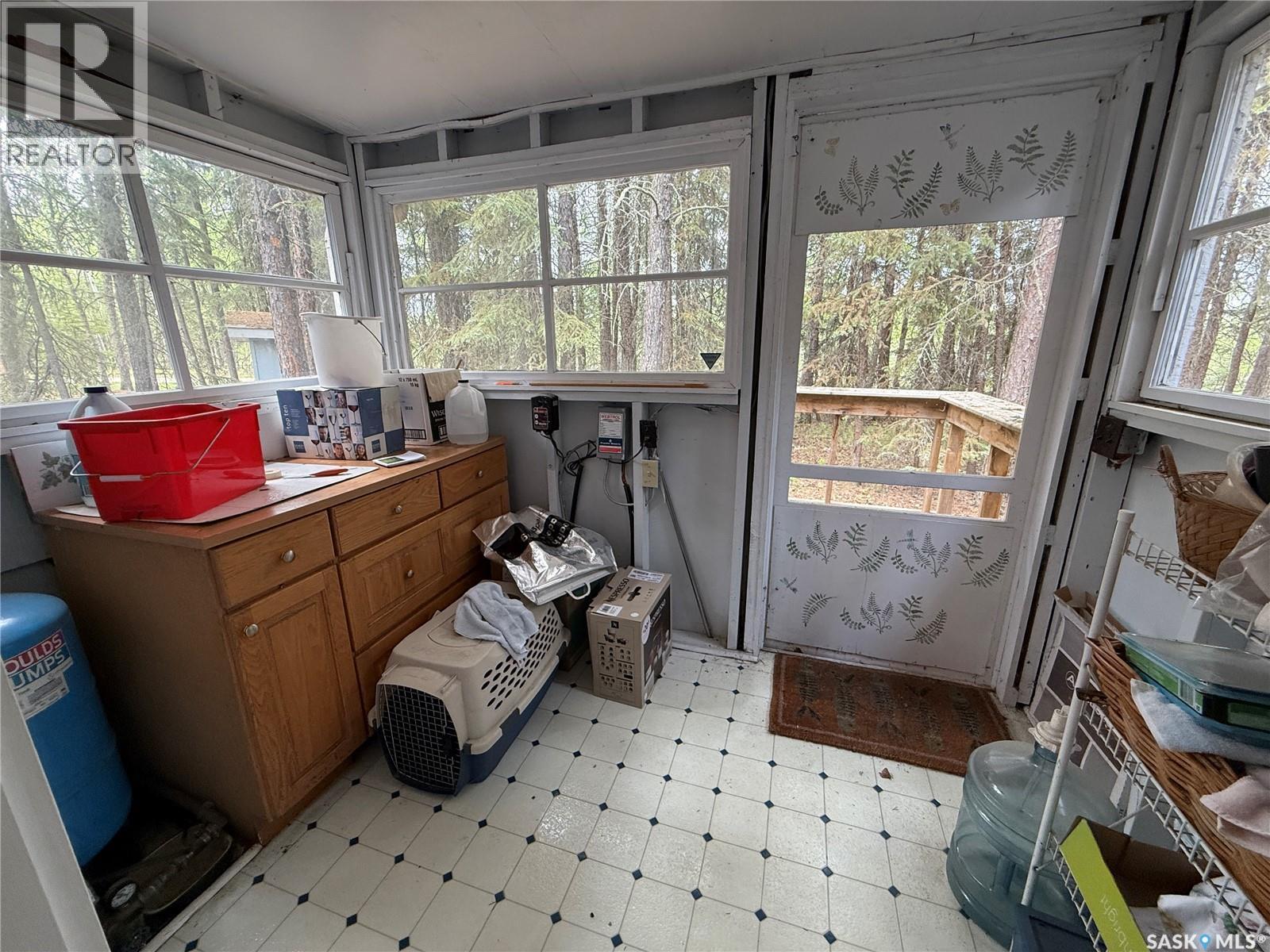 4 Minowukaw AVENUE - 27