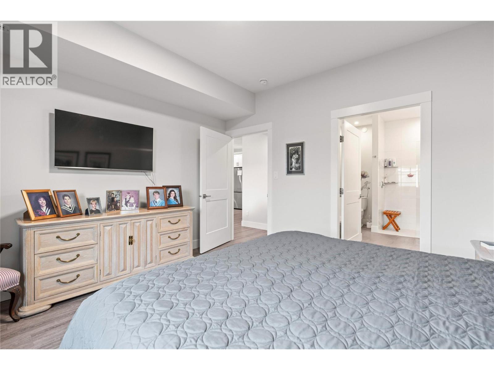 6453 Okanagan Landing Road - 19