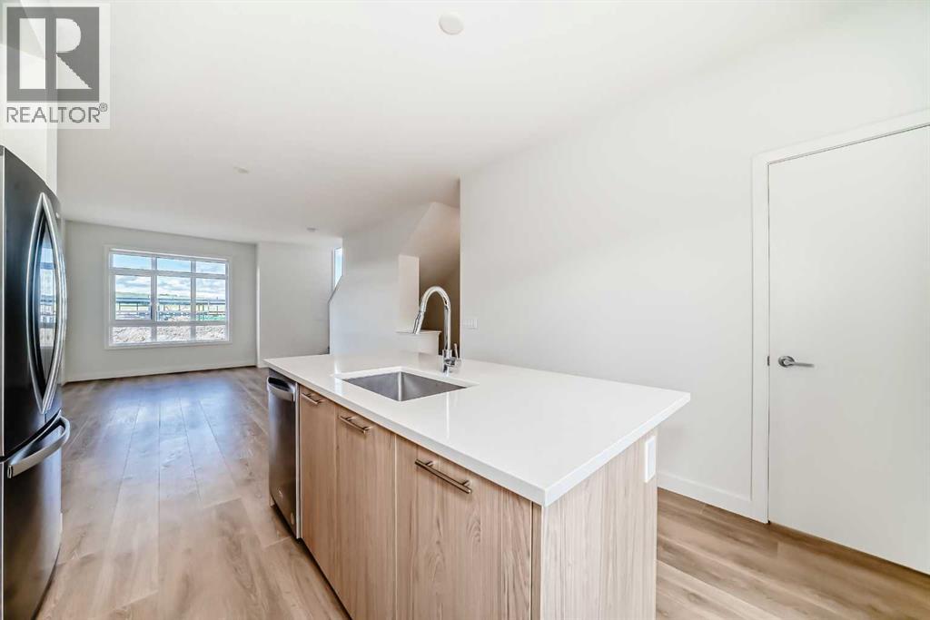 #311 857 Belmont Drive SW - 13