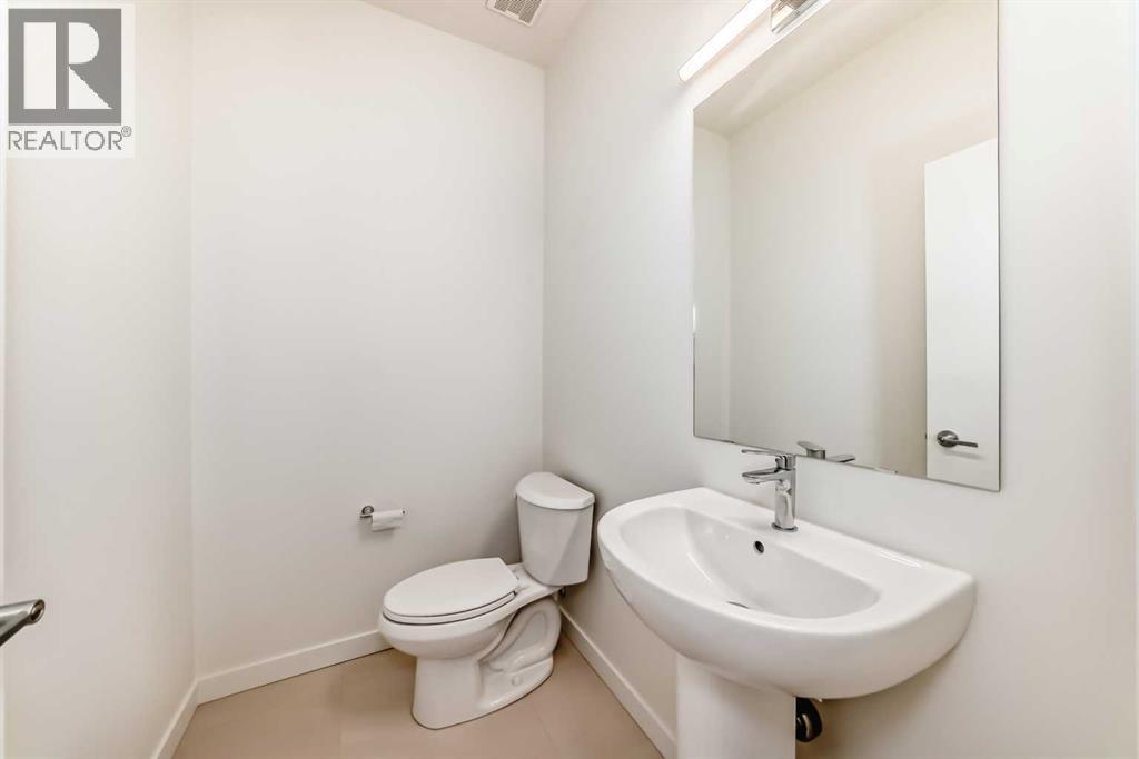 #311 857 Belmont Drive SW - 20