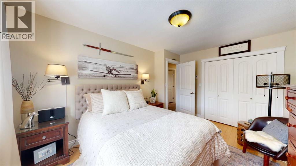 5218 57 Street — photo 26