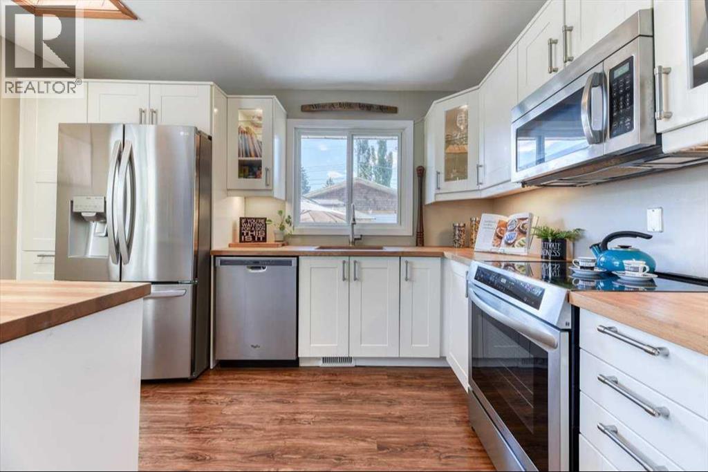 811 Southmount Place SW - 13