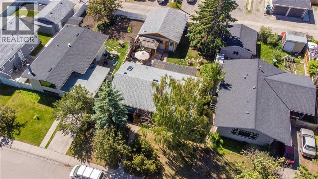 811 Southmount Place SW - 41
