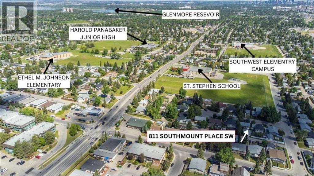 811 Southmount Place SW - 7