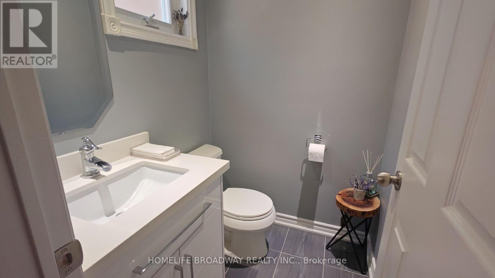 40 BENDAMERE CRESCENT - 16