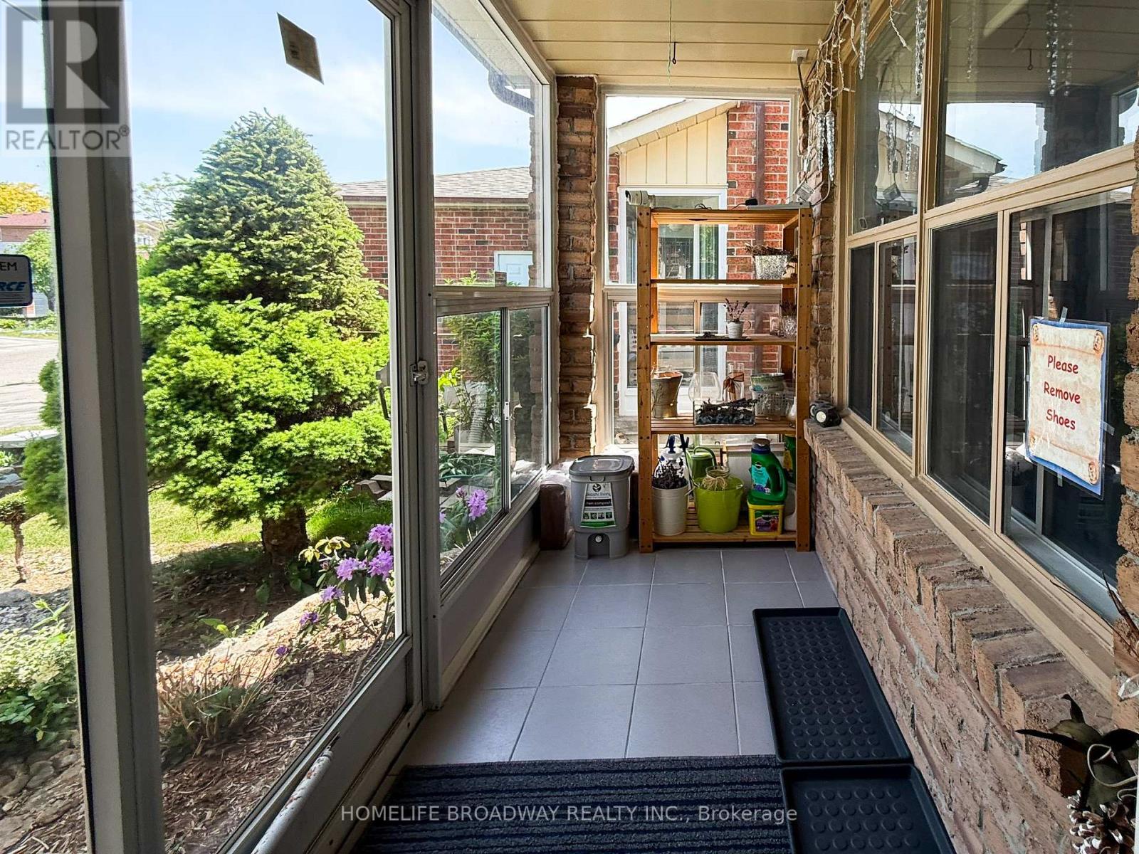 40 BENDAMERE CRESCENT - 32