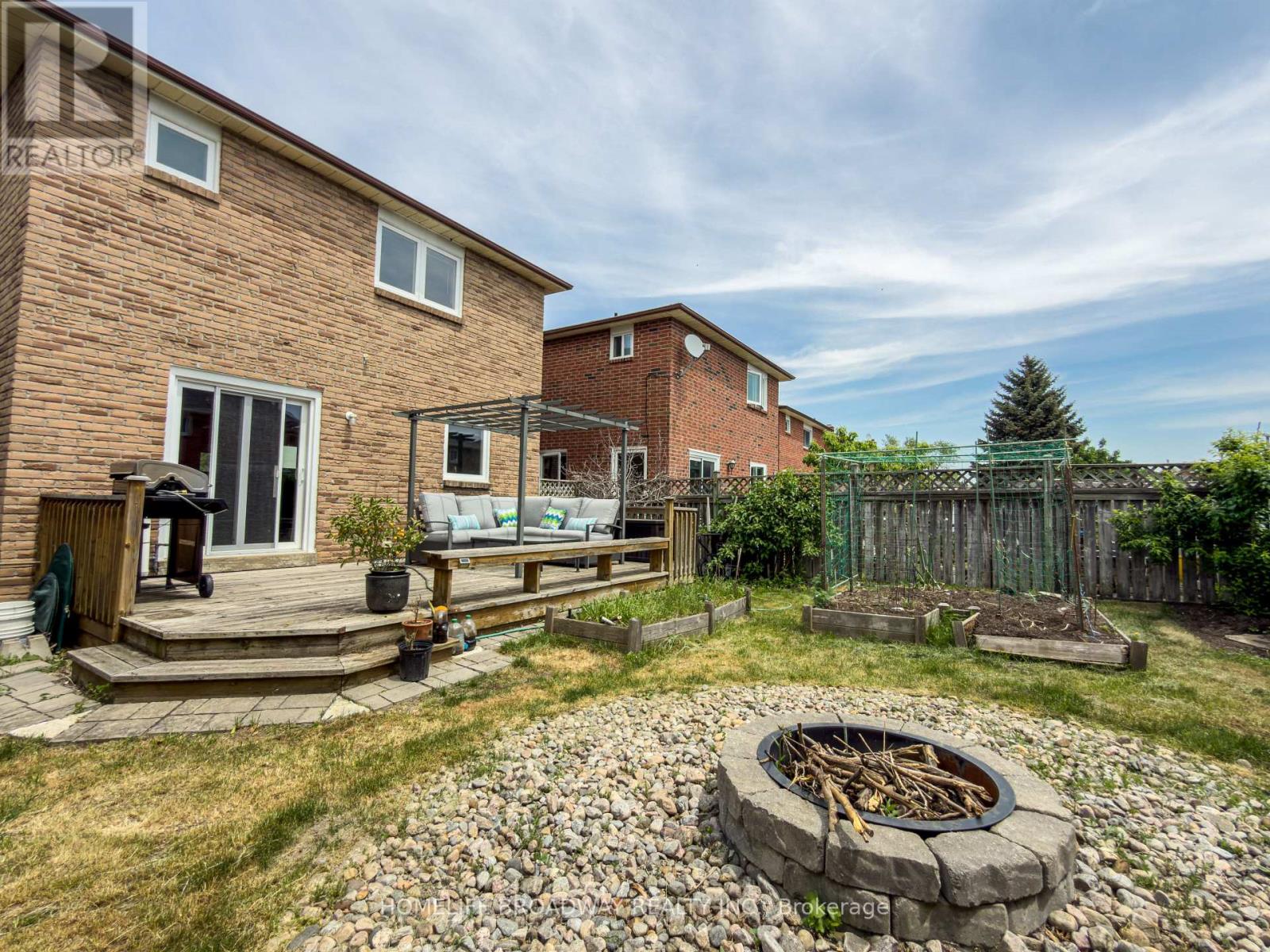 40 BENDAMERE CRESCENT - 41