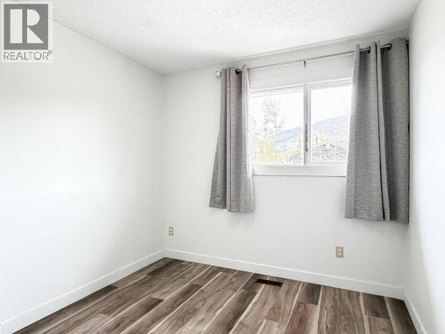 18-20 HARPER STREET - 22