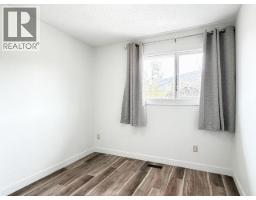18-20 Harper Street, Faro, YT Y0B1K0 Photo 22