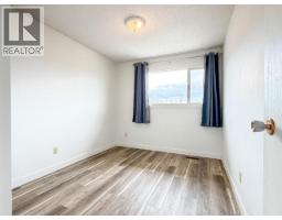 18-20 Harper Street, Faro, YT Y0B1K0 Photo 24